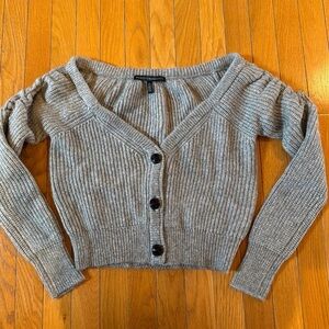 White House Black Market V-Neck Cropped Cardigan Sweater Size XS Heather Gray